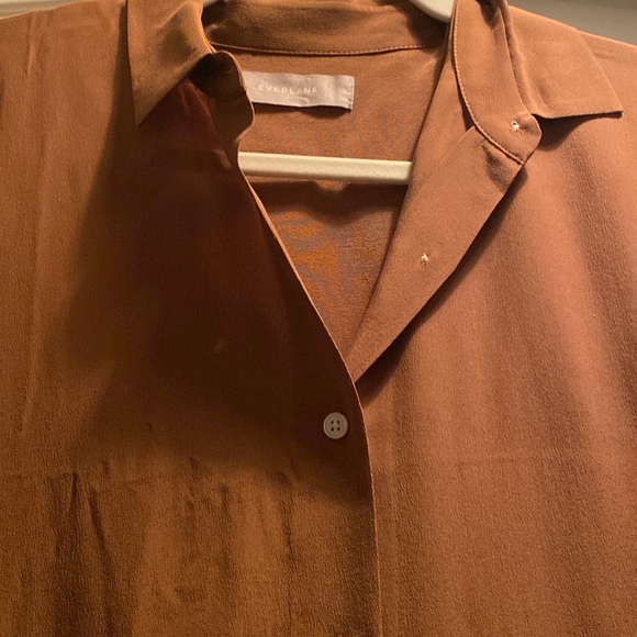 Clean silk short sleeve, square shirt - Picture 2 of 5